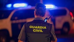 Tronditet Spanja: 25-vjeçari dyshohet se vrau prindërit dhe plagosi katër persona Tronditet Spanja: 25-vjeçari dyshohet se vrau prindërit dhe plagosi katër persona