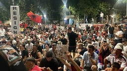 Dita e 31-të: Qytetarët mbi 12 orë protestë, pas Kuvendit tensione edhe përpara Kryeministrisë Dita e 31-të: Qytetarët mbi 12 orë protestë, pas Kuvendit tensione edhe përpara Kryeministrisë