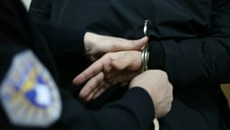 Arrestohet një person me urdhër arresti në Ferizaj Arrestohet një person me urdhër arresti në Ferizaj
