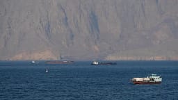 Anija e tretë cisternë goditet pranë Omanit, pas sulmit amerikan ku u vranë tre marinarë indianë Anija e tretë cisternë goditet pranë Omanit, pas sulmit amerikan ku u vranë tre marinarë indianë