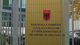 14 persona në Shqipëri shpallen fajtorë për pjesëmarrje në organizatë terroriste 14 persona në Shqipëri shpallen fajtorë për pjesëmarrje në organizatë terroriste