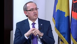 Hoti: LDK nuk është pronë e askujt dhe nuk mund të jetë peng i interesave personale Hoti: LDK nuk është pronë e askujt dhe nuk mund të jetë peng i interesave personale