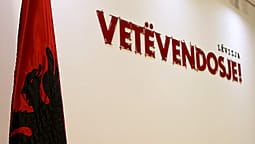 Asamblistët e VV-së në Prishtinë mbajnë sot konferencë për media para Prokurorisë Speciale Asamblistët e VV-së në Prishtinë mbajnë sot konferencë për media para Prokurorisë Speciale