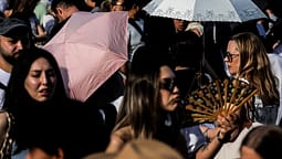 CNN: Në vapë rekord, një botë që po ngrohet është bërë e varur nga Kina për të qëndruar e freskët CNN: Në vapë rekord, një botë që po ngrohet është bërë e varur nga Kina për të qëndruar e freskët