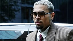 Chris Brown do të duhet t’i paguajë ish-asistentes së tij 13 milionë dollarë dëmshpërblim pasi një qen e sulmoi në shtëpinë e tij Chris Brown do të duhet t’i paguajë ish-asistentes së tij 13 milionë dollarë dëmshpërblim pasi një qen e sulmoi në shtëpinë e tij