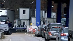 Ardhja e mërgimtarëve, s’ka pritje të gjata në pikat kufitare për të hyrë në Kosovë Ardhja e mërgimtarëve, s’ka pritje të gjata në pikat kufitare për të hyrë në Kosovë