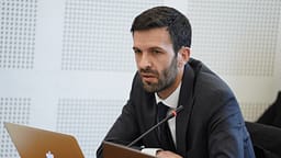Rrahmani për takimet me Kurtin: Kushdo që shkon, ai e poshtëron – Ky është autoritarizëm dhe kështu plotësohet ai Rrahmani për takimet me Kurtin: Kushdo që shkon, ai e poshtëron – Ky është autoritarizëm dhe kështu plotësohet ai