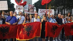Mbahet protesta e 79-të në Tiranë Mbahet protesta e 79-të në Tiranë