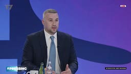 “Rajoni jonë është i lanun në mëshirë të fatit, pa asnjë investim”, Maxhuni i PDK’së numëron projektet që sipas tij VV i premtoi në Vushtrri e nuk i përfundoi “Rajoni jonë është i lanun në mëshirë të fatit, pa asnjë investim”, Maxhuni i PDK’së numëron projektet që sipas tij VV i premtoi në Vushtrri e nuk i përfundoi