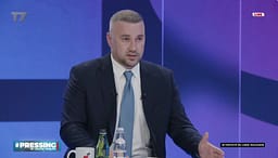 “Qeni tapall është hala brenda QKUK’së por këta ja kanë thy të dy kambët sistemit shëndetësor”, Lorik Maxhuni i PDK-së: Synojmë rritjen e investimit në pajisje mjekësore.. “Qeni tapall është hala brenda QKUK’së por këta ja kanë thy të dy kambët sistemit shëndetësor”, Lorik Maxhuni i PDK-së: Synojmë rritjen e investimit në pajisje mjekësore..
