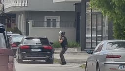 Dyshime për eksploziv në një veturë në Korçë, policia e Shqipërisë konfirmon se ishte GPS Dyshime për eksploziv në një veturë në Korçë, policia e Shqipërisë konfirmon se ishte GPS