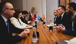 Hoxha – Varank: Forcimi i bashkëpunimit me Turqinë në prag të COP31 Hoxha – Varank: Forcimi i bashkëpunimit me Turqinë në prag të COP31