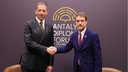 Serbia dhe Shqipëria drejt hapjes së konsullatave në Shkodër e Bujanoc, Gjuriq tregon detajet e takimit me Hoxhën Serbia dhe Shqipëria drejt hapjes së konsullatave në Shkodër e Bujanoc, Gjuriq tregon detajet e takimit me Hoxhën