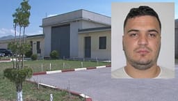 Kontrolle në burgun e Drenovës, gjendet telefon në qelinë e Laert Haxhiut – dërgohet në SPAK për ekspertizë Kontrolle në burgun e Drenovës, gjendet telefon në qelinë e Laert Haxhiut – dërgohet në SPAK për ekspertizë