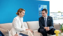 Mucunski takon Petrovën: Nevojitet zgjidhje për çështjen bilaterale me Bullgarinë, gjuha, identiteti dhe historia nuk mund të diskutohen Mucunski takon Petrovën: Nevojitet zgjidhje për çështjen bilaterale me Bullgarinë, gjuha, identiteti dhe historia nuk mund të diskutohen