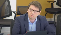 Murati: Pagat janë rritur 53% gjatë Qeverisë Kurti Murati: Pagat janë rritur 53% gjatë Qeverisë Kurti