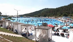 Vizitorët vlerësojnë ndryshimet në Gërmi, ankesa vetëm për çmimet Vizitorët vlerësojnë ndryshimet në Gërmi, ankesa vetëm për çmimet