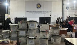 Elezi: KQZ do t’ua dërgojë fletëvotimet rreth 85 mijë votuesve të regjistruar për votim me postë Elezi: KQZ do t’ua dërgojë fletëvotimet rreth 85 mijë votuesve të regjistruar për votim me postë