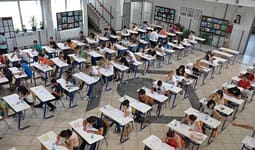 Për Maturën Shtetërore deri tash kanë aplikuar 8 mijë maturantë Për Maturën Shtetërore deri tash kanë aplikuar 8 mijë maturantë