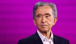 Gjykata franceze i kërkon Bernard Arnault të paguajë 22.5 milionë euro taksa shtesë Gjykata franceze i kërkon Bernard Arnault të paguajë 22.5 milionë euro taksa shtesë