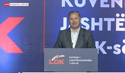 Zemaj ftohet të arsyetojë kërkesën për shkarkimin e Abdixhikut, Kuvendi i LDK vazhdon me dyer të mbyllura Zemaj ftohet të arsyetojë kërkesën për shkarkimin e Abdixhikut, Kuvendi i LDK vazhdon me dyer të mbyllura