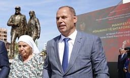 Ramiz Lladrovci: Komuna e Prishtinës do të shënojë 70 dhe 71-vjetorin e lindjes së heronjve Fehmi e Xhevë Lladrovci – faleminderit Përparim Ramiz Lladrovci: Komuna e Prishtinës do të shënojë 70 dhe 71-vjetorin e lindjes së heronjve Fehmi e Xhevë Lladrovci – faleminderit Përparim