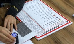 Sot fillon votimi jashtë vendit për 105 mijë votuesit e regjistruar për votim me postë Sot fillon votimi jashtë vendit për 105 mijë votuesit e regjistruar për votim me postë
