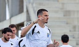 Andi Hoti lirohet nga grumbullimi i Kombëtares Andi Hoti lirohet nga grumbullimi i Kombëtares