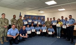 Policia e Kosovës trajnohet nga KFOR-i për ndihmën e parë emergjente Policia e Kosovës trajnohet nga KFOR-i për ndihmën e parë emergjente