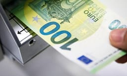 Ekzekutohen shtesat prej 100 eurosh për punëtorët e sektorit privat Ekzekutohen shtesat prej 100 eurosh për punëtorët e sektorit privat