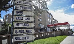 Spitali i Gjakovës jep detaje për aksidentin në Mrasor: 10 persona morën trajtim, dy u dërguan në QKUK Spitali i Gjakovës jep detaje për aksidentin në Mrasor: 10 persona morën trajtim, dy u dërguan në QKUK