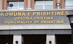 Prishtina lejon përkohësisht operimin e parkingjeve private për 30 ditë Prishtina lejon përkohësisht operimin e parkingjeve private për 30 ditë