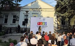 Rreth 300 studentë nga bota i bashkohen Universitetit Veror në Prishtinë Rreth 300 studentë nga bota i bashkohen Universitetit Veror në Prishtinë