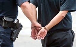 Arrestohet drejtori i IMT-së në Himarë, dyshohet për shpërdorim detyre Arrestohet drejtori i IMT-së në Himarë, dyshohet për shpërdorim detyre