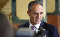 Hasani: Jam propozuar nga dega e Prizrenit që të jem në listën e deputetëve për zgjedhjet e 7 qershorit Hasani: Jam propozuar nga dega e Prizrenit që të jem në listën e deputetëve për zgjedhjet e 7 qershorit