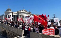 Nesër mbahet protestë në përkrahje të studentëve shqiptarë në Maqedoni Nesër mbahet protestë në përkrahje të studentëve shqiptarë në Maqedoni