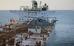 Sekuestrimi nga Britania i një anijeje të flotës fantazmë ruse duhej të kishte ndodhur muaj më parë Sekuestrimi nga Britania i një anijeje të flotës fantazmë ruse duhej të kishte ndodhur muaj më parë