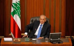 Berri kundërshton marrëveshjen SHBA-Izrael-Liban: Nuk do të zbatohet dhe rrezikon përçarjen e vendit Berri kundërshton marrëveshjen SHBA-Izrael-Liban: Nuk do të zbatohet dhe rrezikon përçarjen e vendit
