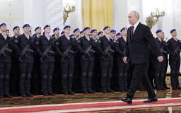 Ashtu si Hitleri para tij, Vladimir Putini po shkatërrohet nga paranoja Ashtu si Hitleri para tij, Vladimir Putini po shkatërrohet nga paranoja