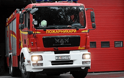 Digjet një banesë në Gostivar, tre persona, mes tyre dy policë, përfundojnë në urgjencë Digjet një banesë në Gostivar, tre persona, mes tyre dy policë, përfundojnë në urgjencë