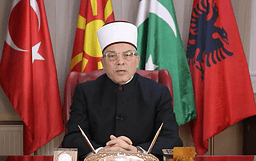 Shaqir Fetahu me mesazh para Kurban Bajramit: Pasuria është dhuratë e Zotit, ajo nuk është qëllim i jetës Shaqir Fetahu me mesazh para Kurban Bajramit: Pasuria është dhuratë e Zotit, ajo nuk është qëllim i jetës