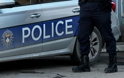 Rrëmbyen një person dhe e mbajtën për një kohë në shtëpi, pesë të arrestuar – Policia jep detaje të rastit në Prishtinë Rrëmbyen një person dhe e mbajtën për një kohë në shtëpi, pesë të arrestuar – Policia jep detaje të rastit në Prishtinë