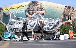A mundet Irani të vendosë tarifa ndaj kompanive të teknologjisë për kabllot nënujore në Hormuz? A mundet Irani të vendosë tarifa ndaj kompanive të teknologjisë për kabllot nënujore në Hormuz?