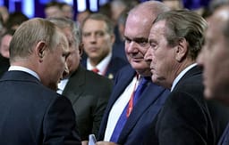 Putin propozon ish-kancelarin gjerman Schroeder si ndërmjetës për luftën në Ukrainë Putin propozon ish-kancelarin gjerman Schroeder si ndërmjetës për luftën në Ukrainë