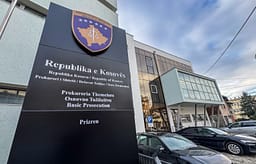 Paraqiti faturë të rreme në tenderin mbi 80 mijë euro, aktakuzë ndaj drejtorit të një kompanie në Prizren Paraqiti faturë të rreme në tenderin mbi 80 mijë euro, aktakuzë ndaj drejtorit të një kompanie në Prizren