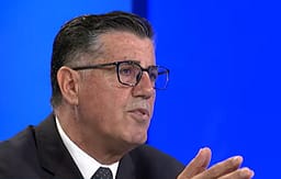 Haziri: Stabiliteti institucional s’do të thotë patjetër koalicion qeverisës, duhet bashkëpunim politik Haziri: Stabiliteti institucional s’do të thotë patjetër koalicion qeverisës, duhet bashkëpunim politik