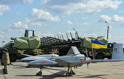 Ukraina godet infrastrukturën ushtarake ruse në Krime me dronë dhe raketa Ukraina godet infrastrukturën ushtarake ruse në Krime me dronë dhe raketa
