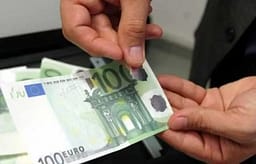 Murati: Janë ekzekutuar pagesat prej 100 eurosh për punëtorët e sektorit privat Murati: Janë ekzekutuar pagesat prej 100 eurosh për punëtorët e sektorit privat
