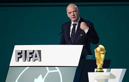 FIFA heq dorë nga plani kontrovers për investime në Kupën e Botës FIFA heq dorë nga plani kontrovers për investime në Kupën e Botës