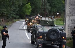 Britania riafirmon angazhimin në Kosovë, pavarësisht paralajmërimeve të NATO-s për reduktim të KFOR-it Britania riafirmon angazhimin në Kosovë, pavarësisht paralajmërimeve të NATO-s për reduktim të KFOR-it